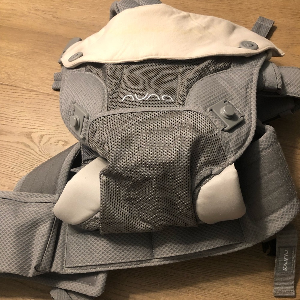 Nuna 4-in-1 Cudl Baby Carrier
